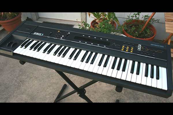 Ensoniq ESQ-1 (plastic case) photo gallery - Syntaur
