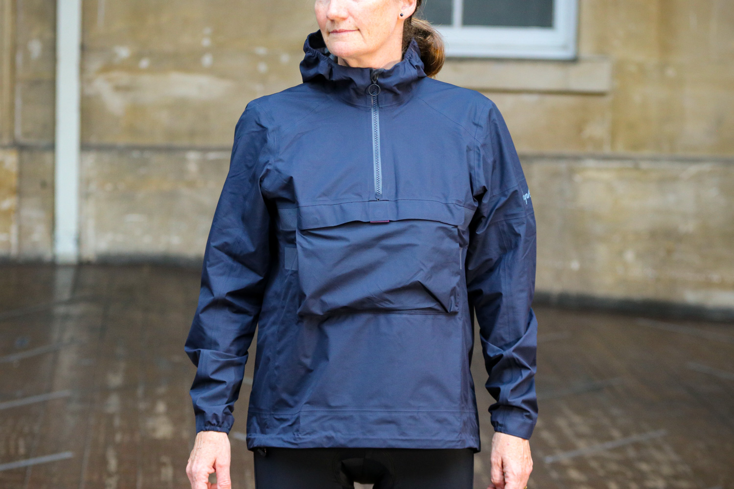 Rapha Women's Explore Hooded Gore-Tex Pullover - Cycling News
