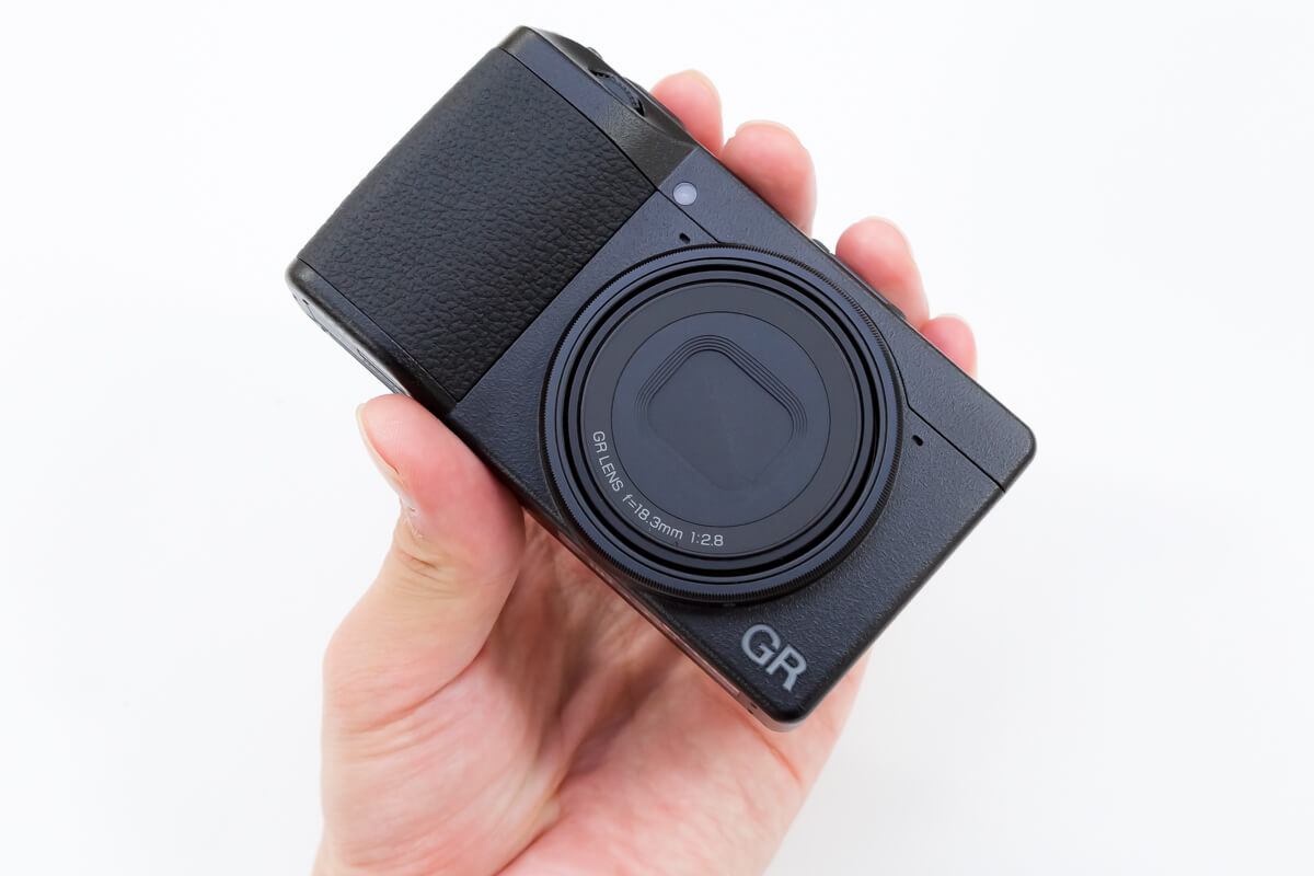 RICOH GR III コンパクトデジタルカメラ