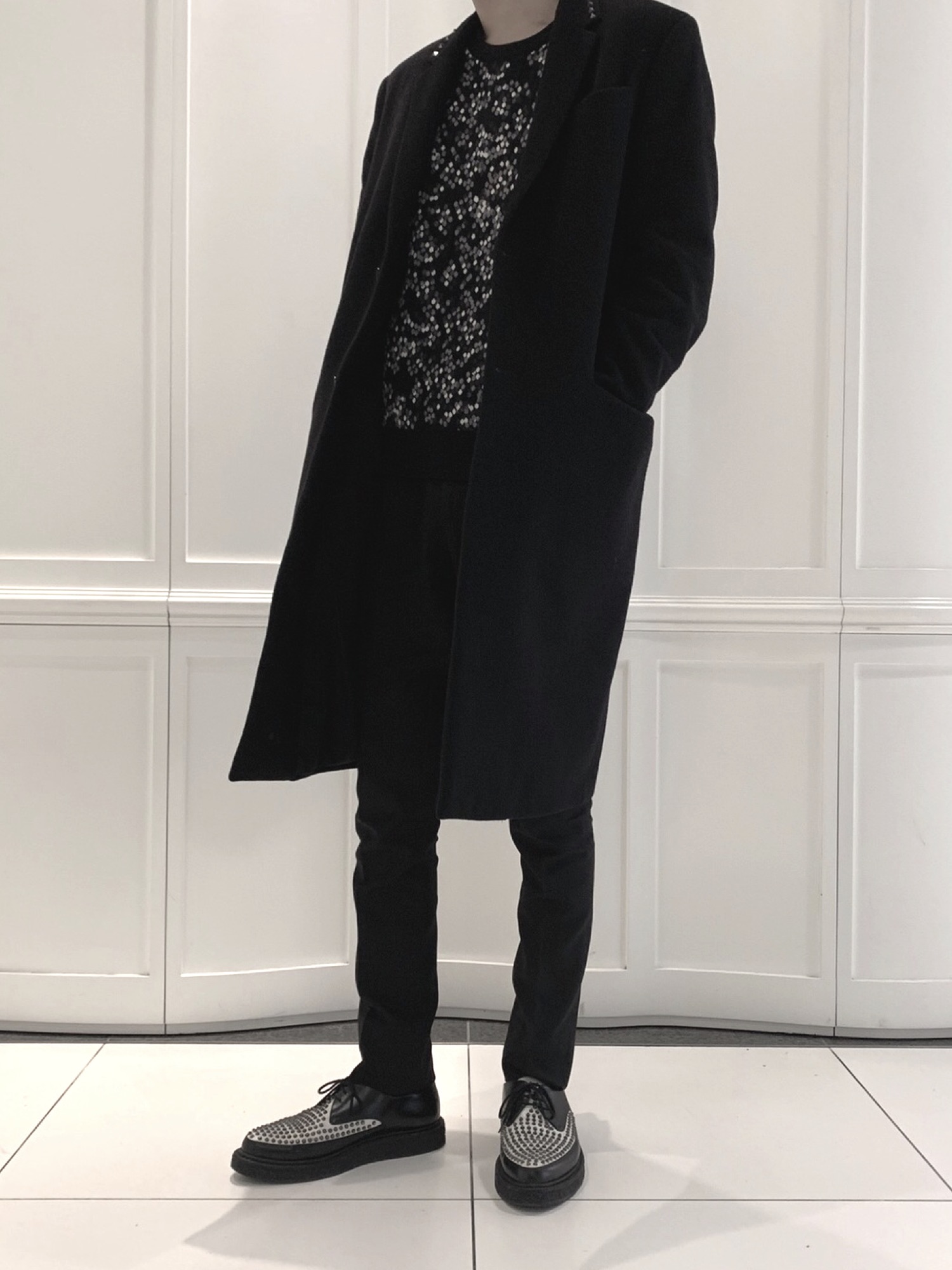 VALENTINO（ヴァレンティノ）の「Valentino - ロックスタッズ シングル