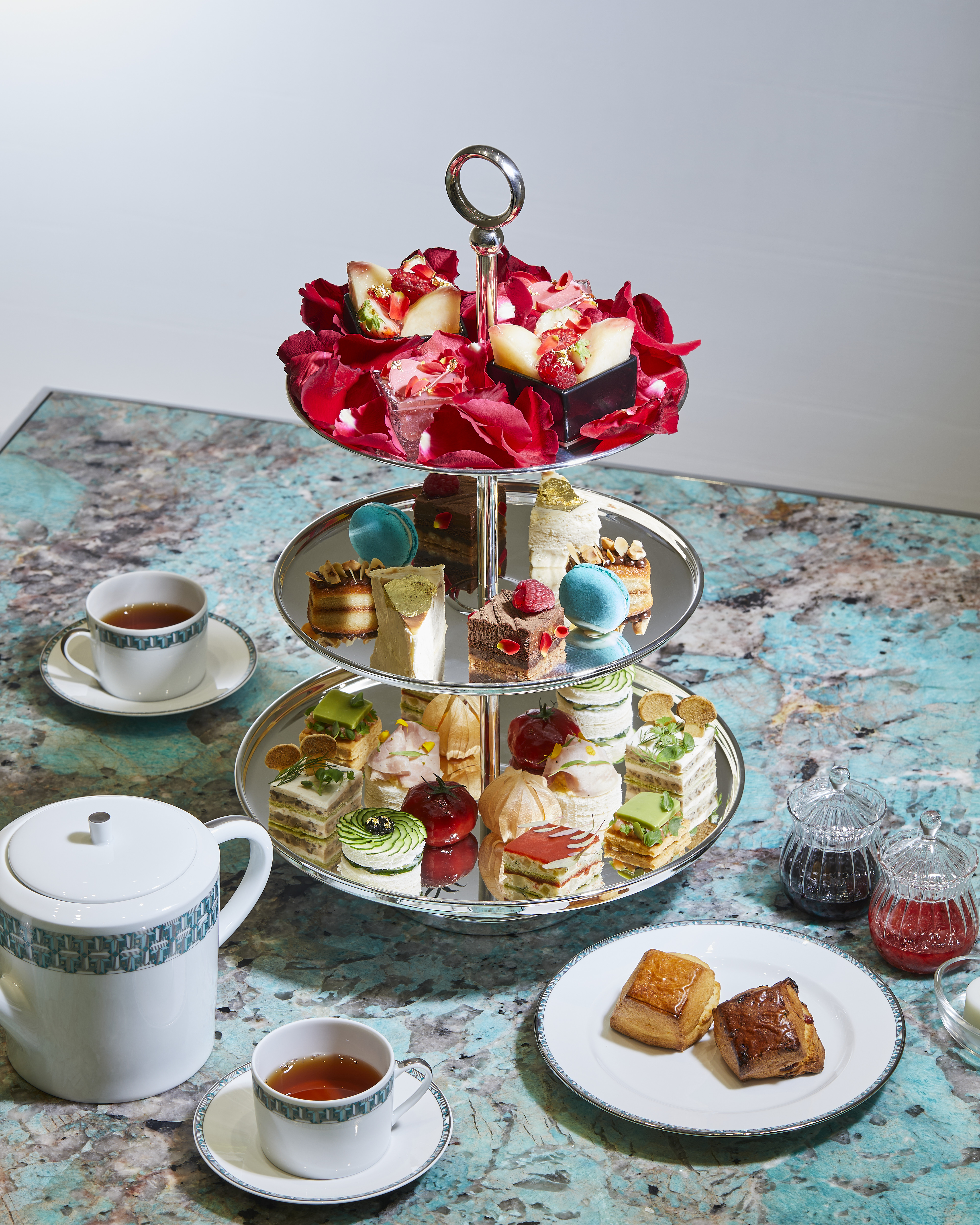 Tiffany Blue Box Café - Restaurant Guide - TableCheck