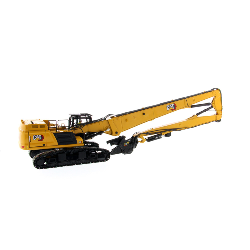 Diecast Masters Caterpillar CAT 621K Scraper & CAT No.70 Scraper
