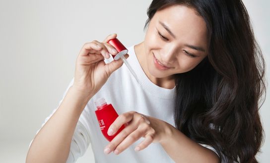 SKINPOWER Essence: Pore Minimizing Aging Serum | SK-II US