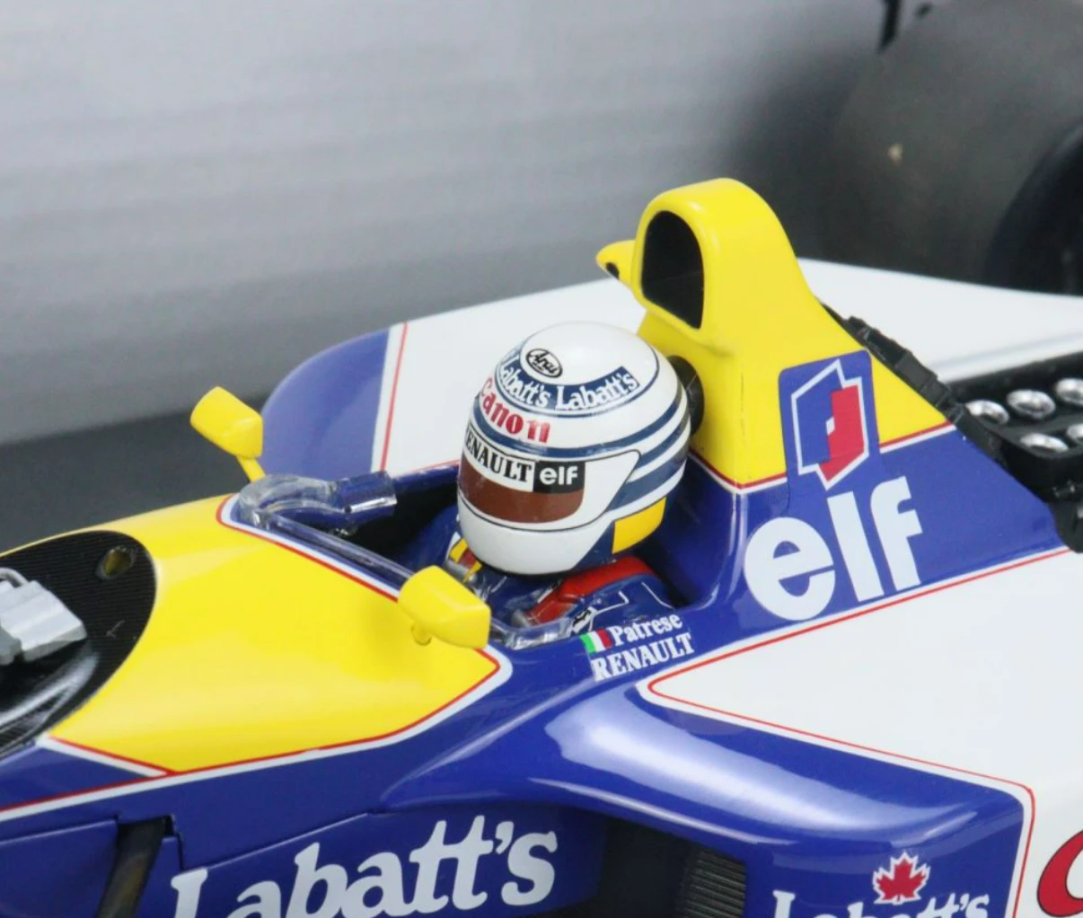 1/18 Minichamps 1992 Formula 1 Williams Renault FW14B RICARDO