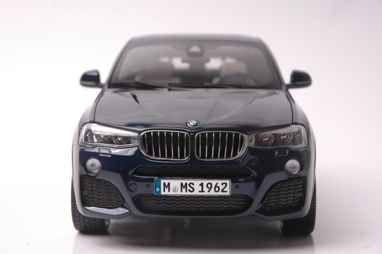 1/18 Paragon BMW X4 F26 (2014–2018) (Blue) Diecast Car Model