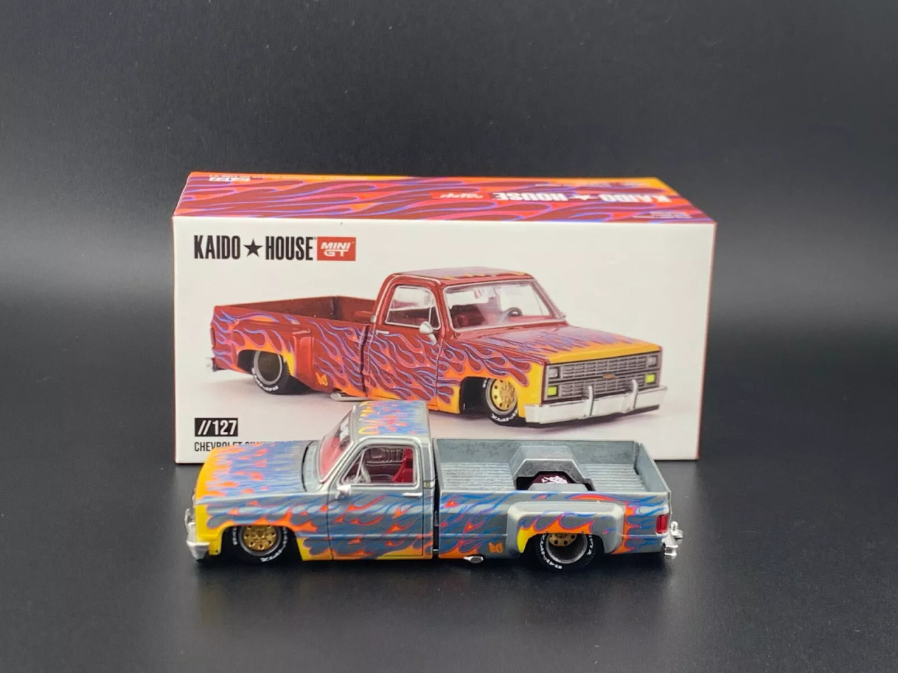 CHASE CAR 1/64 Kaido House x Mini GT Chevrolet Silverado Dually on