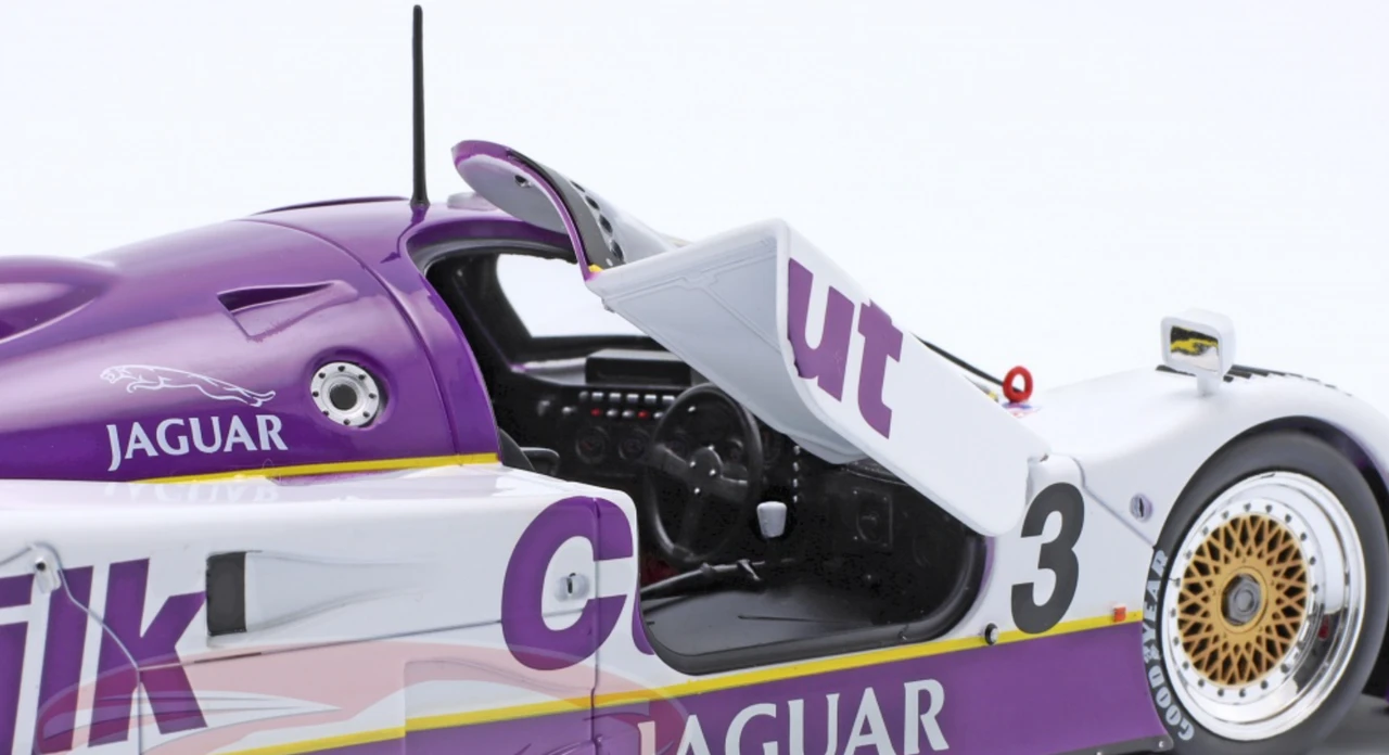 1/18 CMR 1990 Jaguar XJR-12 #3 Winner 24h LeMans Silk Cut Jaguar
