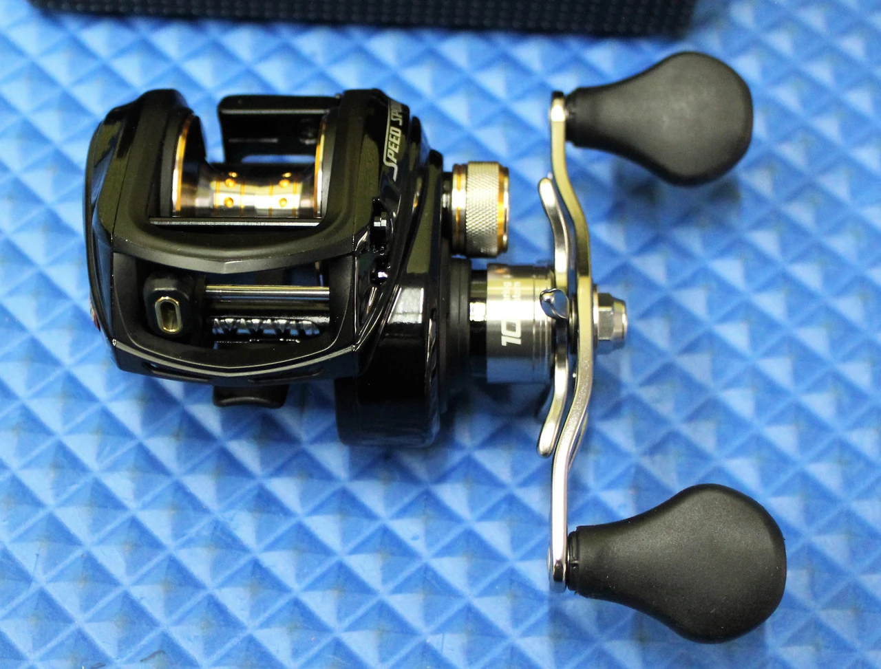 Lew's BB1 Series Speed Spool® Baitcaster Reels 10 Bearing System