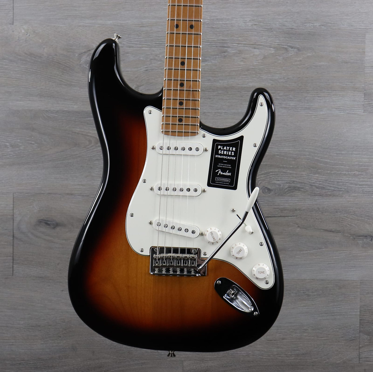 Fender Limited Edition Player Stratocaster 3 Color Sunburst - K&S