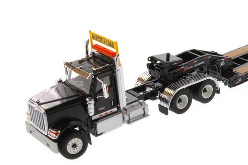 International HX520 SFFA Tandem Tractor with XL 120 Low-Profile