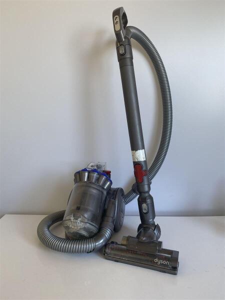 美品】ダイソン Dyson 掃除機 DC26 本体 パワフル ダイソン、小型
