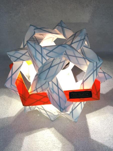 OMAN10 White x Orange コロニスタ