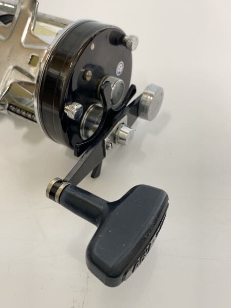Abu Garcia(アブガルシア) / 7000C リール/7000C/ambassadeur | 中古品