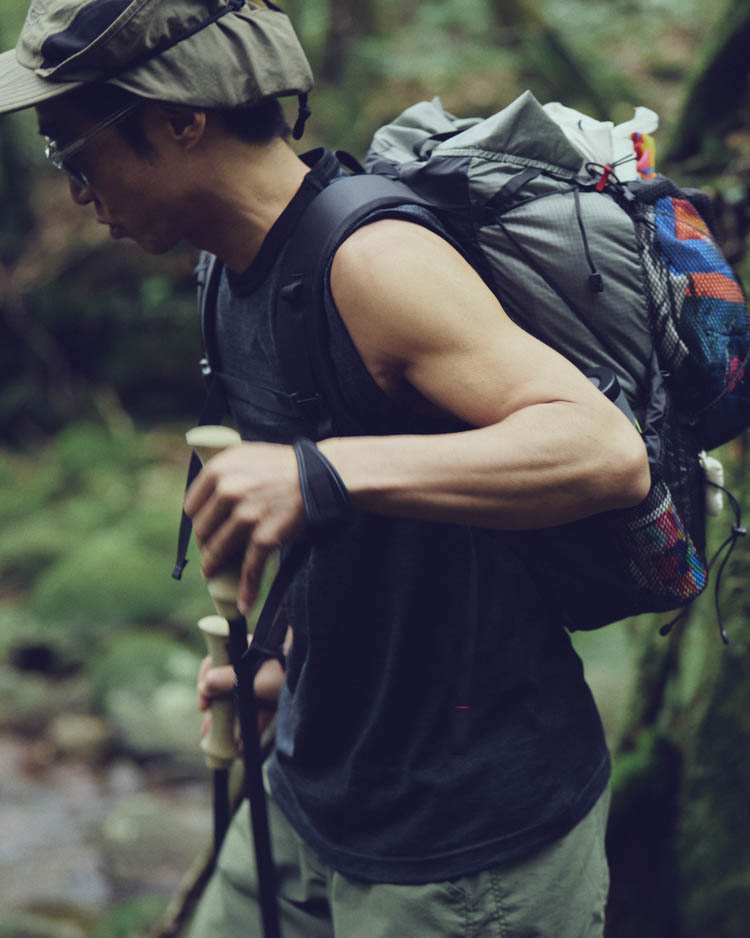 100% Merino Light Sleeveless C | 山と道 U.L. HIKE & BACKPACKING