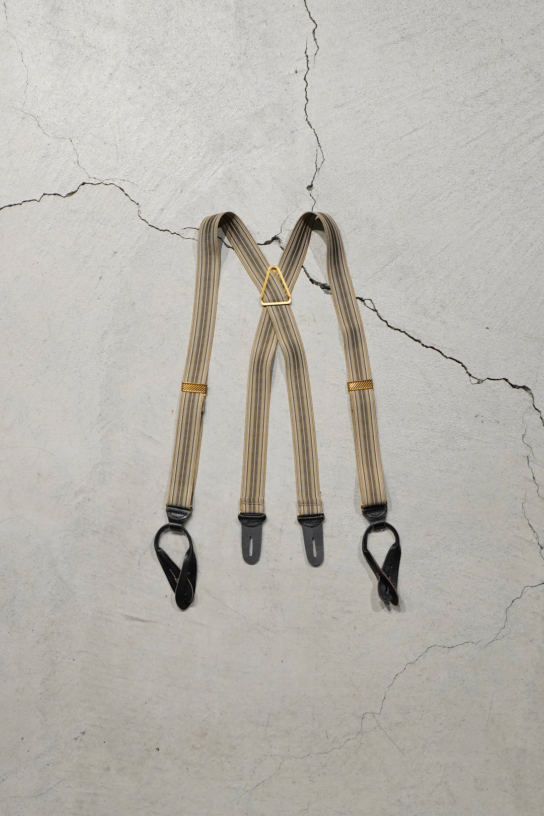 Taiga Takahashi(タイガタカハシ)のSUSPENDER(MULTI STRIPE