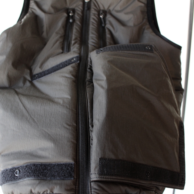 ENDS and MEANS エンズアンドミーンズ Tactical Puff Vest ブラック EM