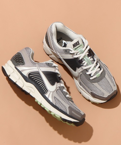 セール】NIKE WOMENS ZOOM VOMERO 5 / ナイキ ウィメンズ ズーム