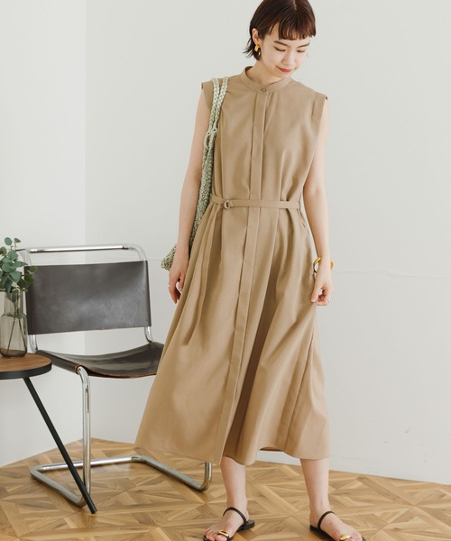 URBAN RESEARCH（アーバンリサーチ）の「ベルト付きタックノースリーブ