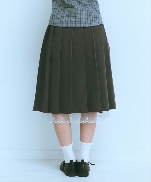 FEKETE（フェケテ）の「MIDI LACE PLEATS SKIRT / レースミディ
