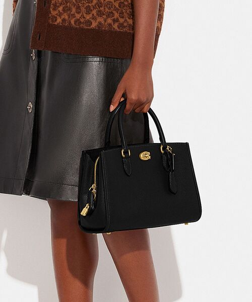 COACH（コーチ）の「ブルック キャリーオール 28（ショルダーバッグ