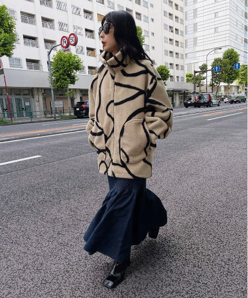 Ameri（アメリ）の「2WAY REVERSIBLE BOA JACKET（ムートンコート