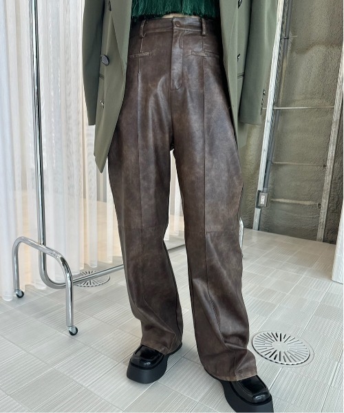 Ameri（アメリ）の「SYNTHETIC LEATHER COLOR SCHEME PANTS（その他