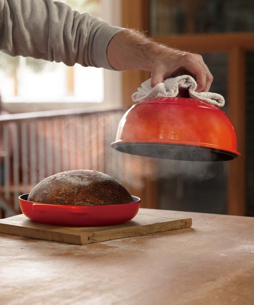 シグニチャー ブレッド・オーブン 24cm（鍋/フライパン）｜Le Creuset