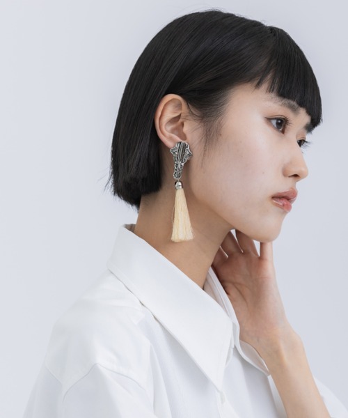 TOGA（トーガ）の「【TOGA TOO/トーガトゥ】Metal fringe earrings