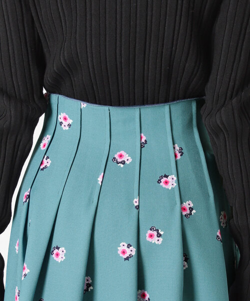 IENA LA BOUCLE（イエナラブークル）の「IENA LA BOUCLEフラワー