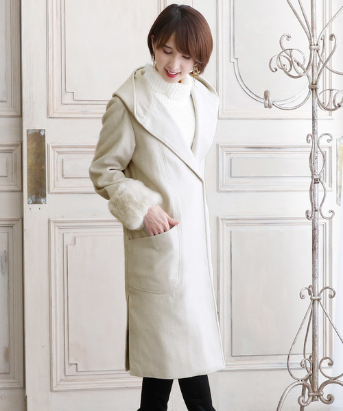 ラビットファーロングフーデットガウンコート（チェスターコート