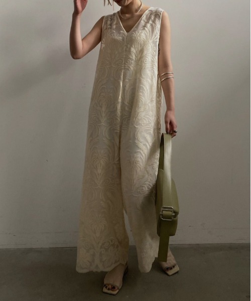 CHLOE V NECK ROMPERS（つなぎ/オールインワン）｜Ameri（アメリ）の