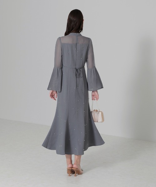 セール】【LEJA】パールビジュー付き透け感プリーツフレアスリーブ