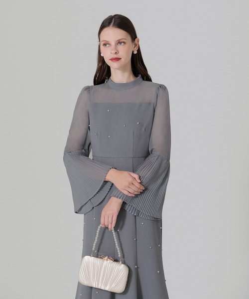 セール】【LEJA】パールビジュー付き透け感プリーツフレアスリーブ