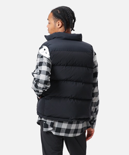 F.C.Real Bristol（エフシーレアルブリストル）の「DOWN VEST（ダウン