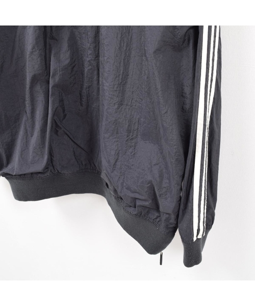 ブランド古着】ナイロンプルオーバー（ナイロンジャケット）｜adidas