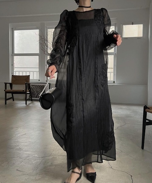 WILLFULLY（ウィルフリー）の「sheer motif lace OP & gather breast