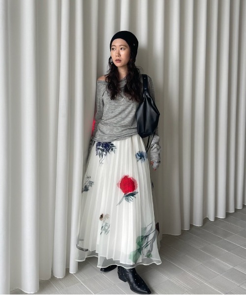 セール】AMANDA SHEER PLEATS SKIRT（スカート）｜Ameri（アメリ）の