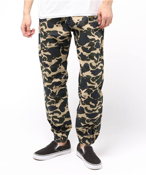 Carhartt WIP（カーハートダブリューアイピー）の「carhartt 迷彩