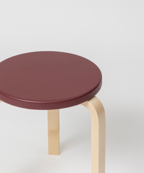 Artek / Stool 60 Leather & Wild Birch スツール（家具）｜BEAMS