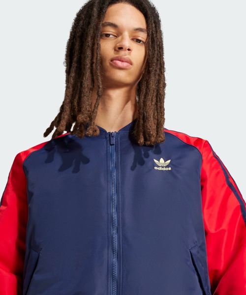 adidas（アディダス）の「プレミアム カレッジジャケット / アディダス