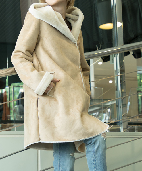 CLOCHE（クロシェ）の「【CLOCHE】フード付きショールカラーフェイク