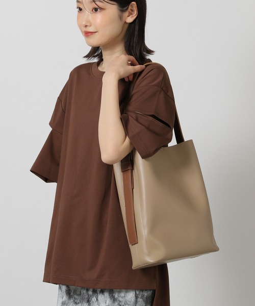 LAKOLE（ラコレ）の「【入卒式／新社会人にも】バーティカルトート