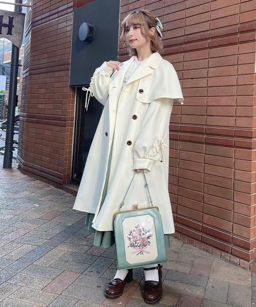 ブーケ刺繍スクエアがま口バッグ（ハンドバッグ）｜an another angelus