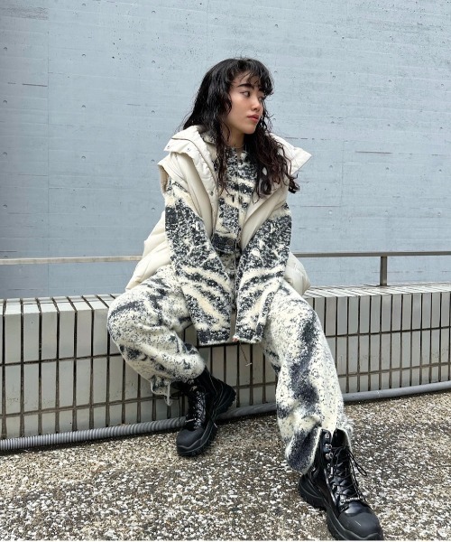 Ameri（アメリ）の「MIX ANIMAL KNIT PANTS（その他パンツ）」 - WEAR