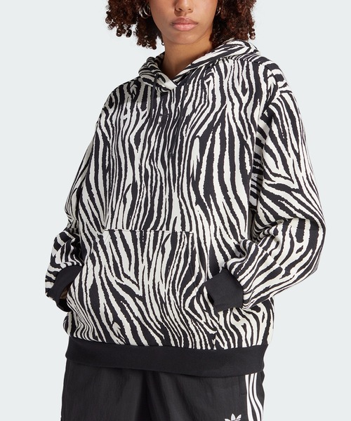 adidas（アディダス）の「総柄ゼブラ アニマルプリント エッセンシャル