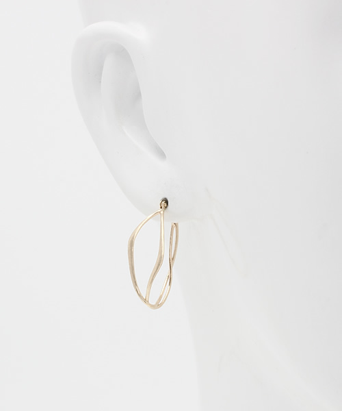 agete（アガット）の「K10フープピアス（10153112045）（ピアス（両耳