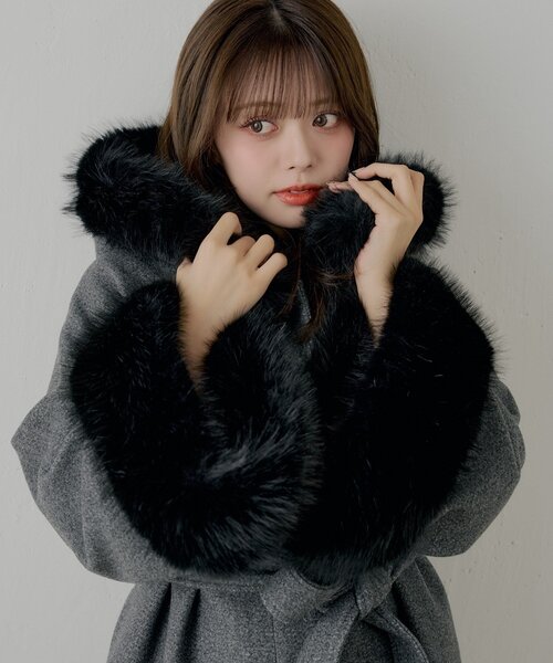 ドゥーズエムクラス ブラウンファーポンチョ・ケープコート Chico