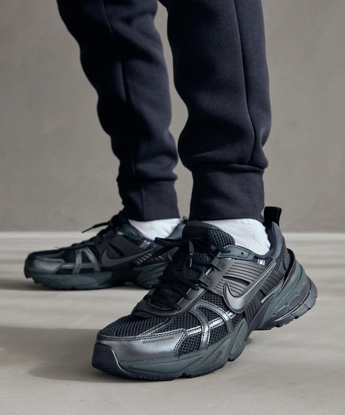 セール】ナイキ V2K ラン シューズ / Nike V2K Run Shoes HJ4497-001