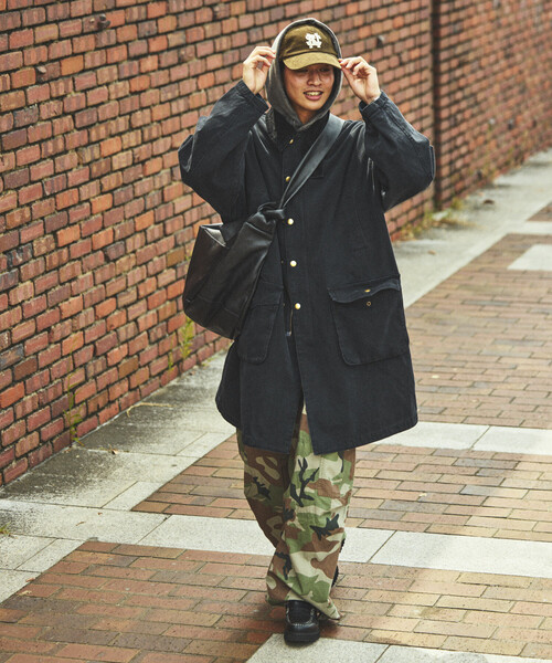 セール】Firsthand/ファーストハンド Leather Banana Big Shoulder Bag