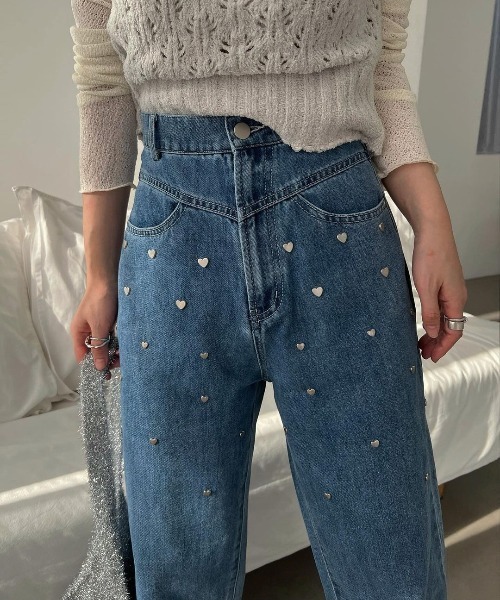 WILLFULLY（ウィルフリー）の「heart rivet & embroidery denim PT